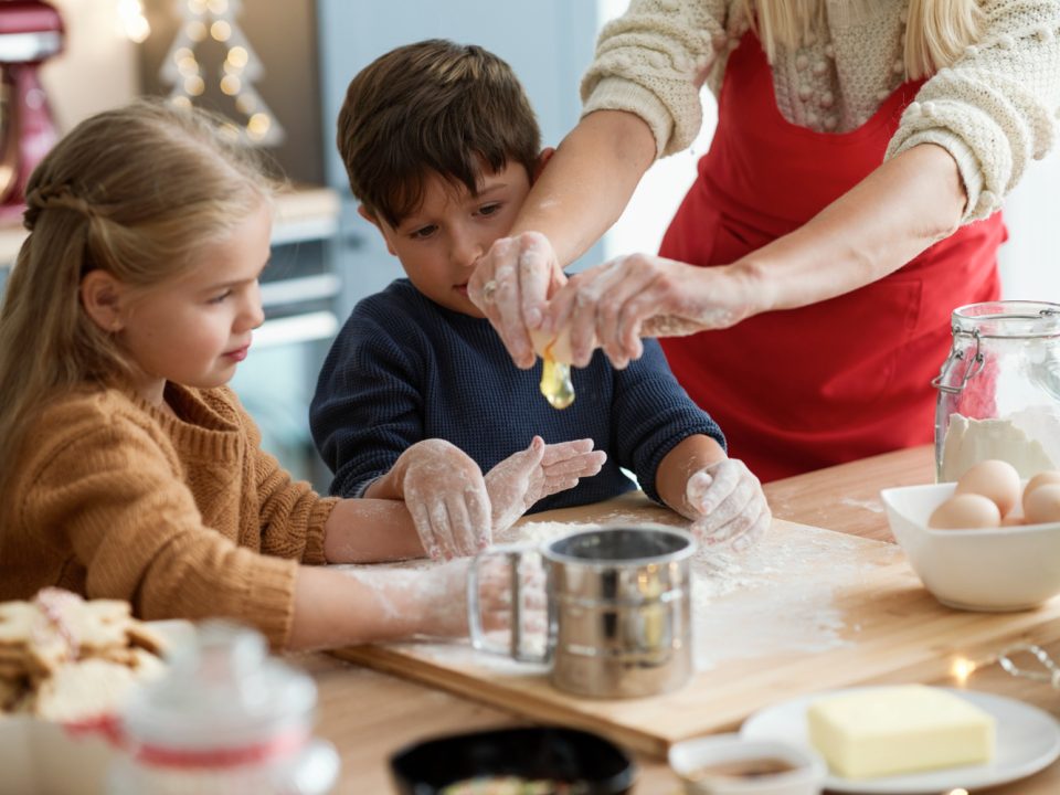 Pequenos cozinheiros: 5 receitas para cozinhar com as crianças